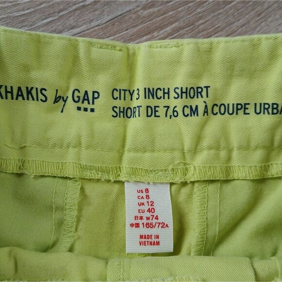 GAP Booty Shorts Khaki's City 3" Urban Neon Yellow/Green 80's Flat Front Size 8 - Picture 8 of 8